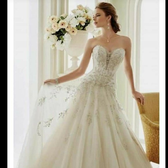 Sophia Tolli Dresses & Skirts - Sophia Tolli Wedding Dress